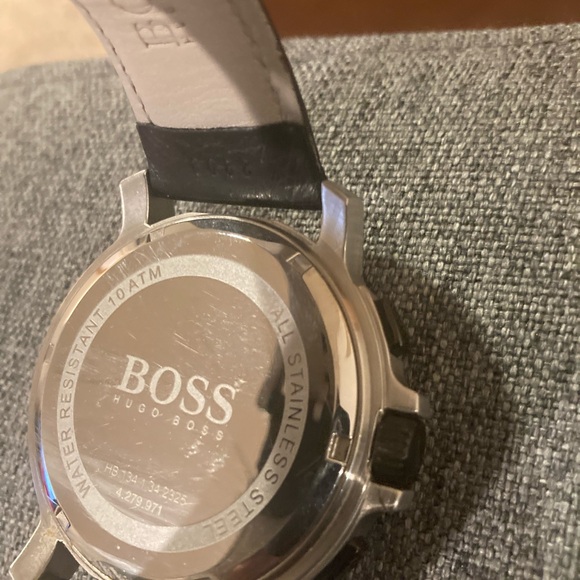 Hugo Boss Watch - Picture 5 of 7